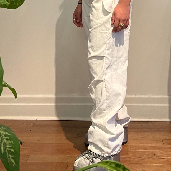 White parachute pants - Picture 2 of 2